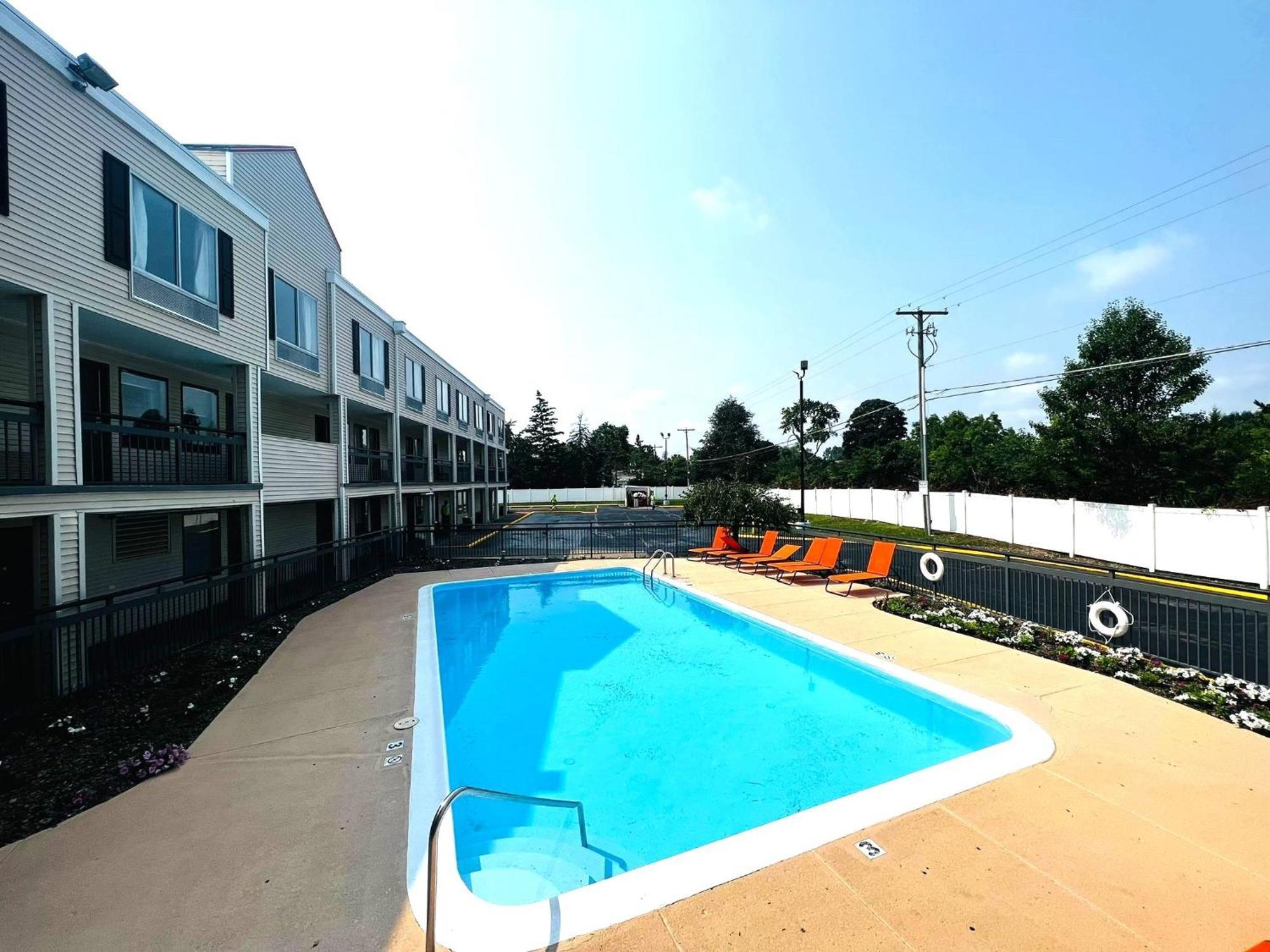 Baymont Inn And Suites By Wyndham Columbus / Near Osu Εξωτερικό φωτογραφία