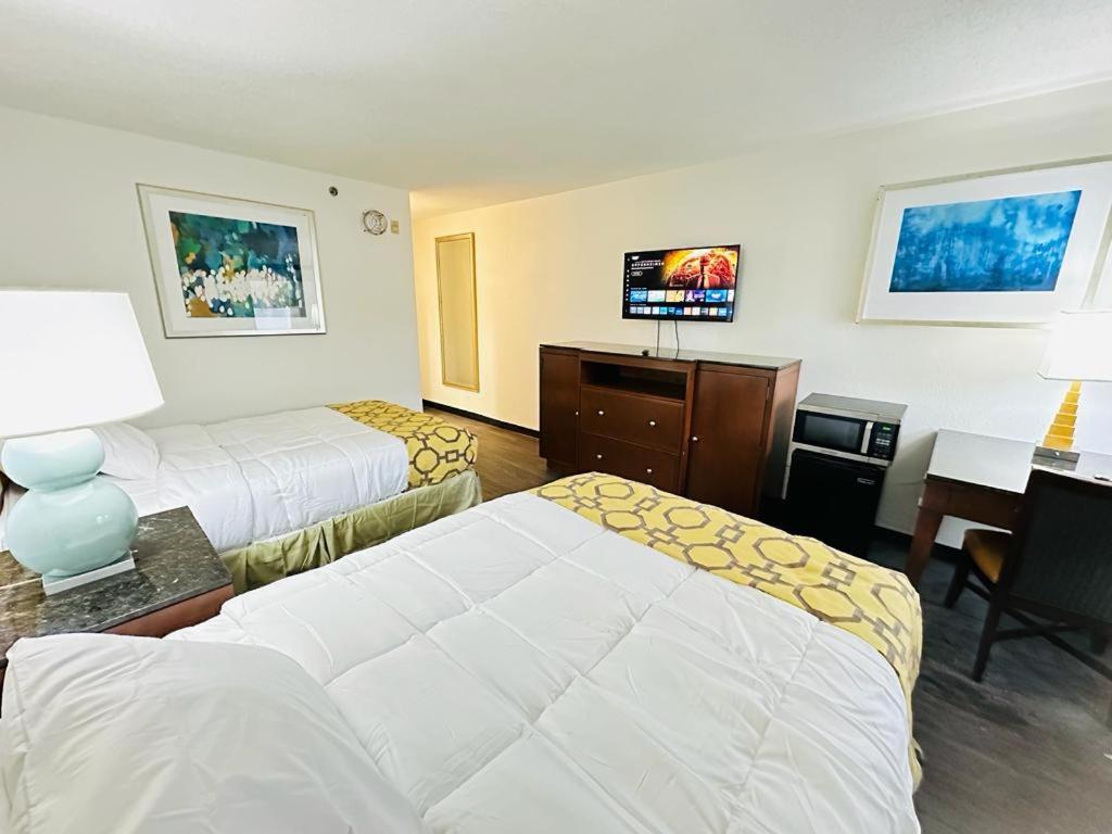 Baymont Inn And Suites By Wyndham Columbus / Near Osu Εξωτερικό φωτογραφία